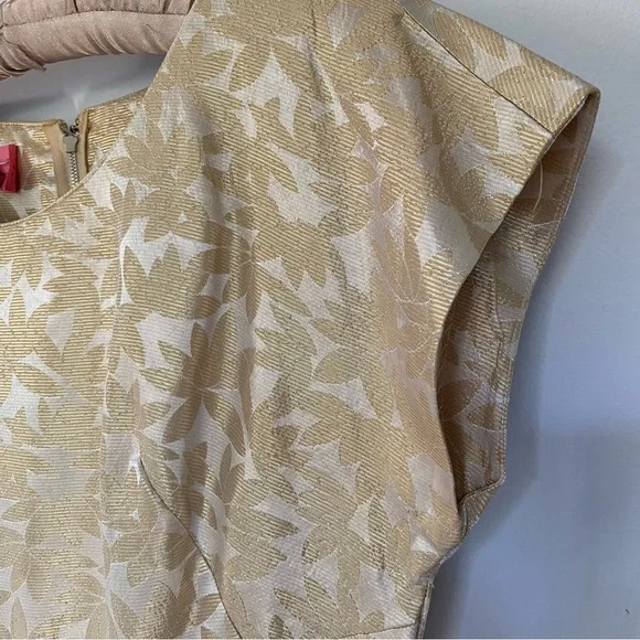 Vintage 50s Gold Lamé Cocktail Dress - Label is size 10 - Picture 5 of 11